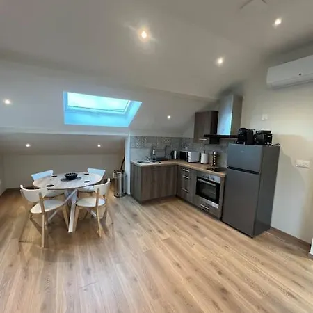 Apartment Logement Tres Cosy Et Reims